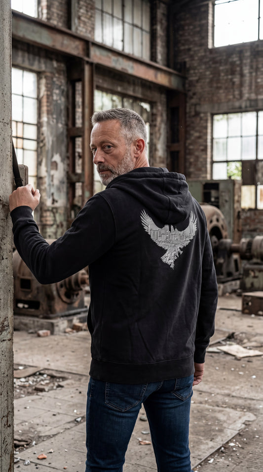Eagle Skyline by frankfurtkind | M-Star Hoodie Full-Zip unisex