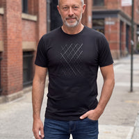 Geripptes black carbon by frankfurtkind | T-Shirt regular unisex
