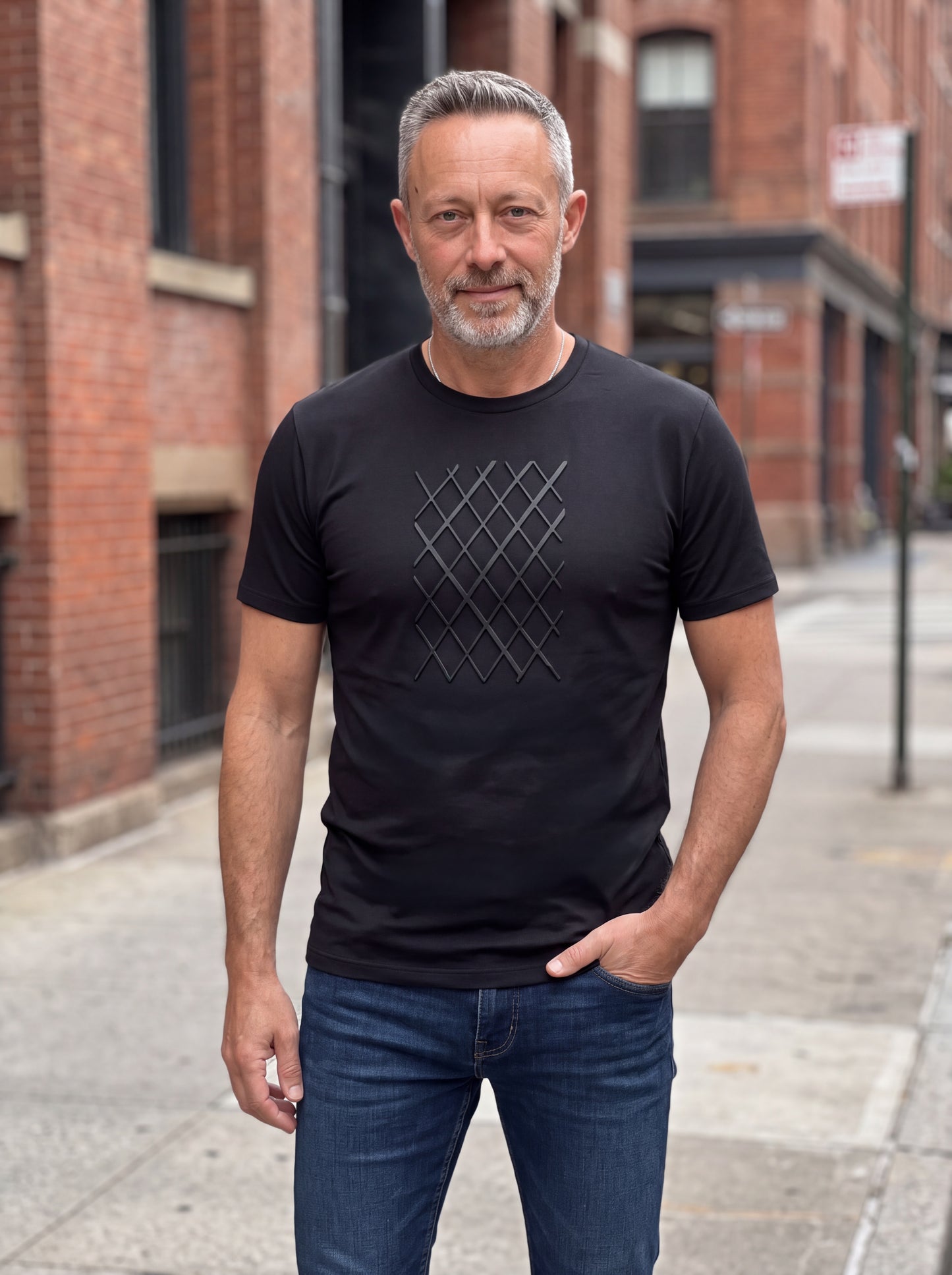 Geripptes black carbon by frankfurtkind | T-Shirt regular unisex