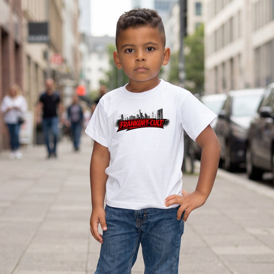 Weißes Frankfurt-Cult Frankfurt T-Shirt von frankfurtkind mit Frontprint, getragen von einem männlichen Kids Model