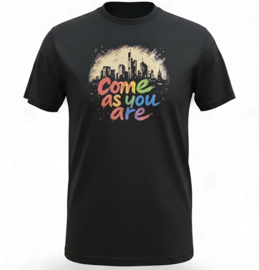 Schwarzes come as you are color Frankfurt T-Shirt von frankfurtkind mit Frontprint.
