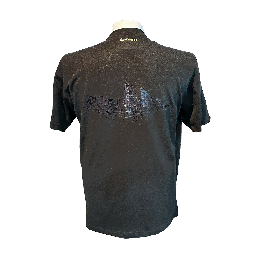 Schwarzes Skyline Black Frankfurt Heavy Oversized T-Shirt von frankfurtkind mit Rückenprint.