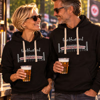 Schwarzer Waldstadion Frankfurt classic Hoodie von frankfurtkind mit Frontprint, getragen von einem weiblichen und einem männlichen Model.
