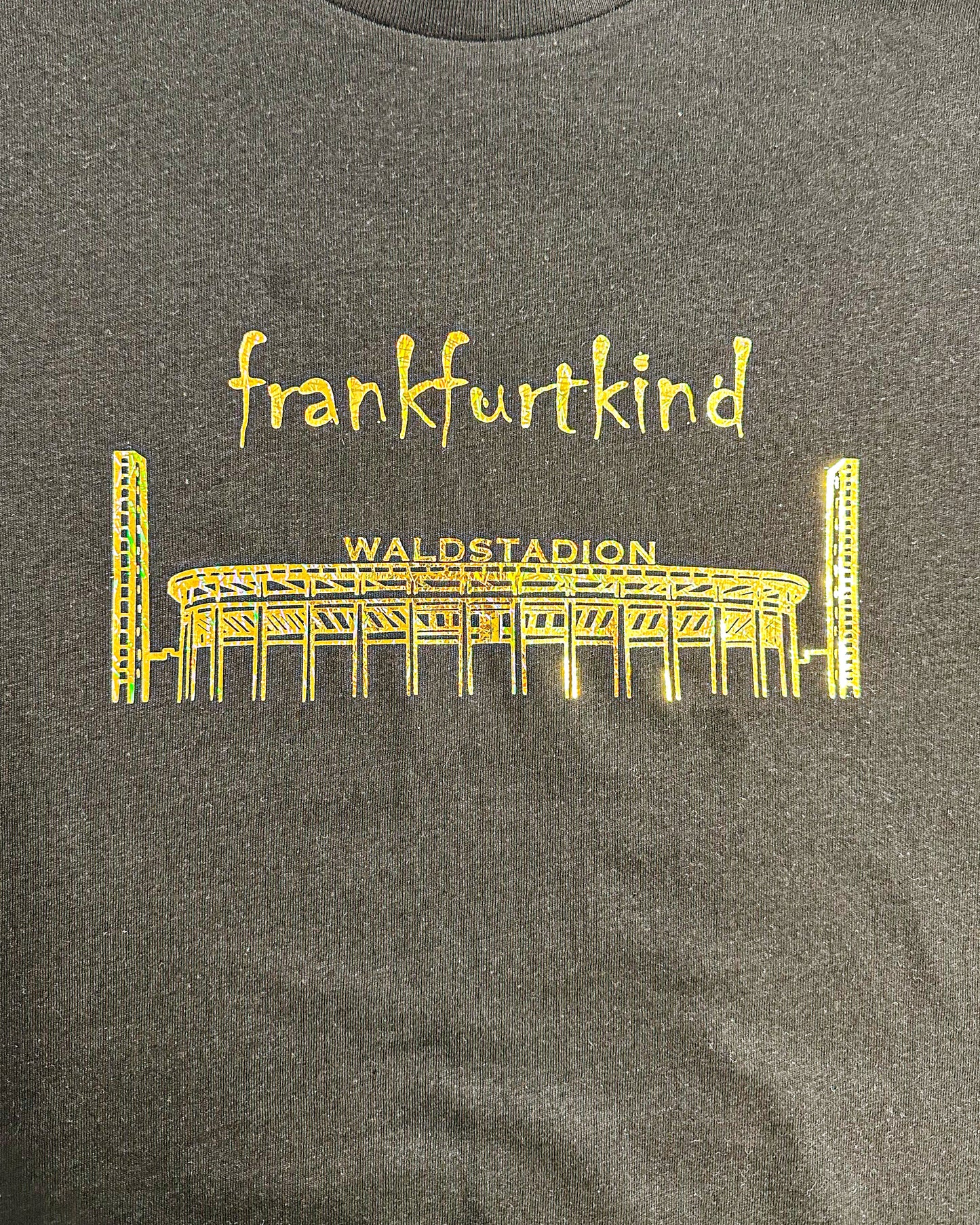 Waldstadion Gold Edition by frankfurtkind | Shirt longsleeve unisex