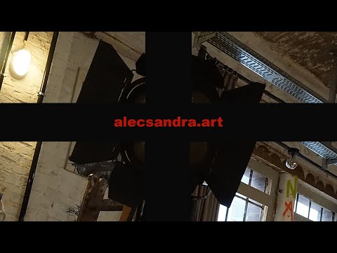 the-mask-melts by AC alecsandra.art | organic Sweatshirt unisex
