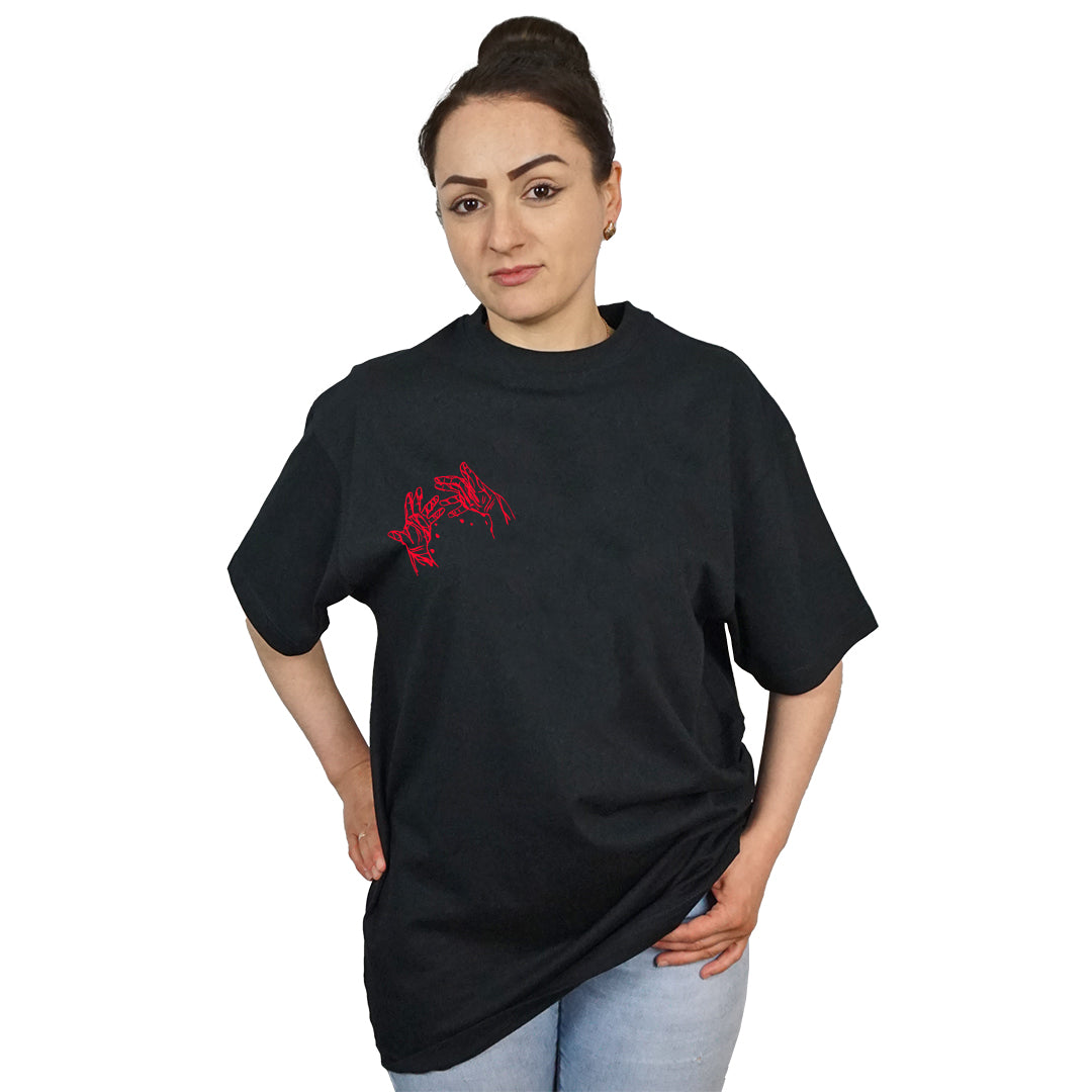 bloody-hands by Sarah-K | T-Shirt oversized unisex